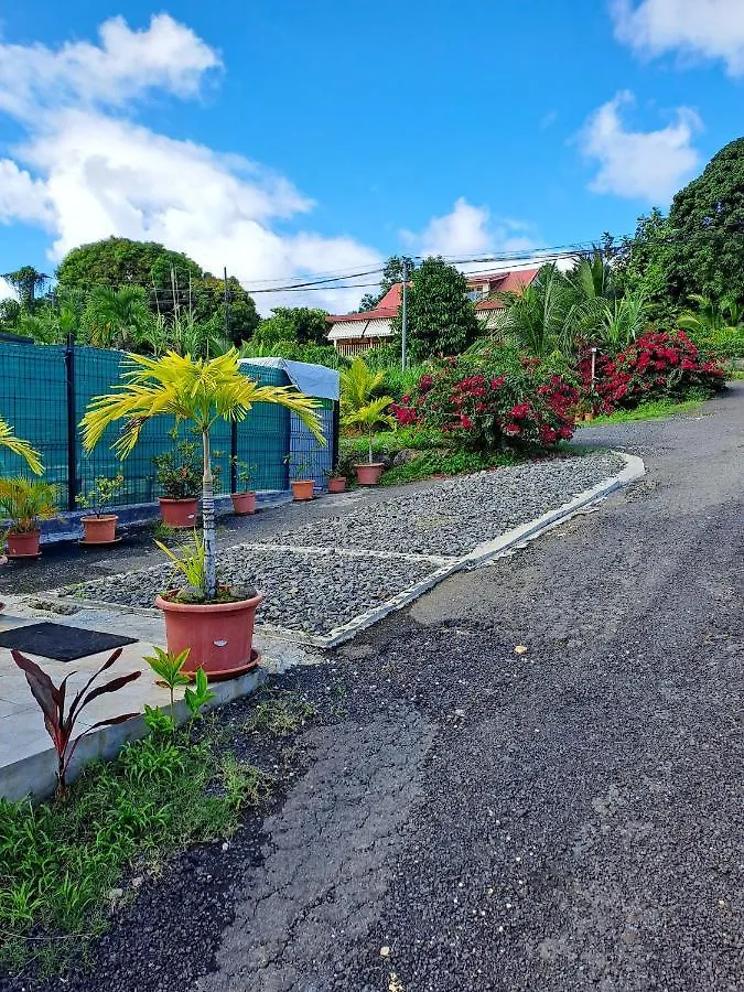 Holiday home Maison Charmante A Petit-Bourg Avec Piscine Partagee Guadeloupe