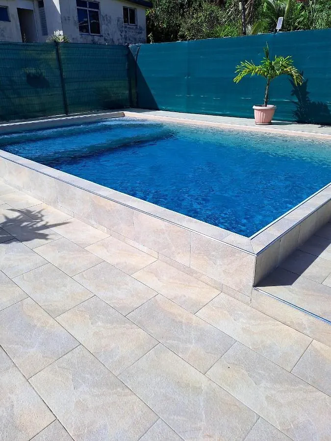 Maison Charmante A Petit-Bourg Avec Piscine Partagee Holiday home