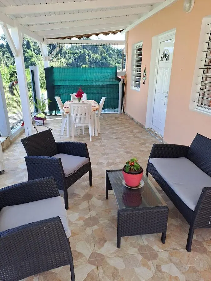 Holiday home Maison Charmante A Petit-Bourg Avec Piscine Partagee